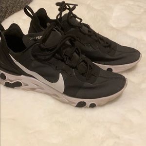 Nike react